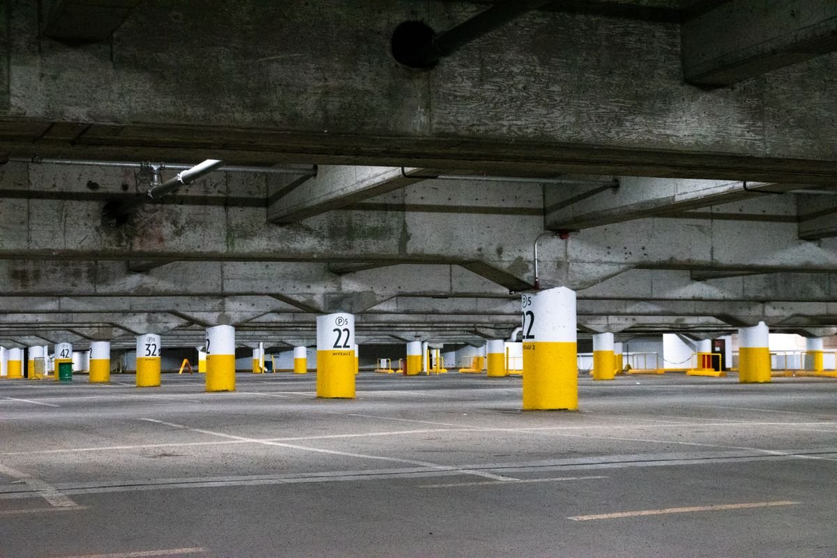 Parkings & extérieurs à Bordeaux par une entreprise de nettoyage professionnelle